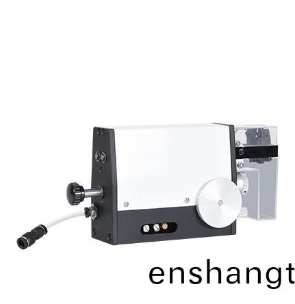 純(chun)氣動剝(bo)皮(pi)機(jī)